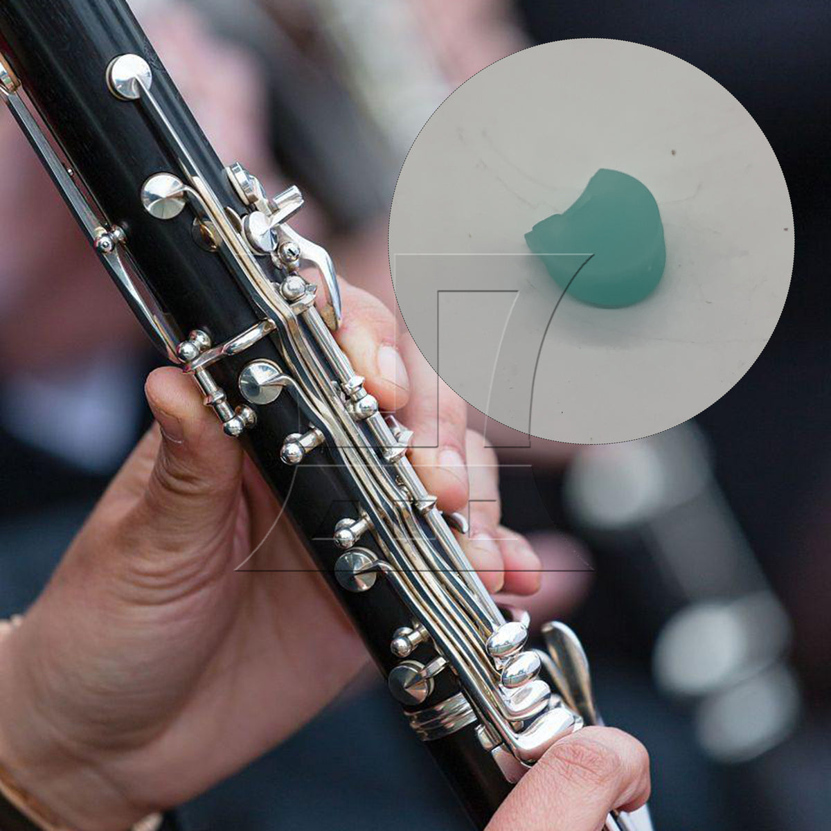 BQLZR 1pc Clarinet Thumb Rest Cushion Blue Black Tube Clarinet Silicone Musical Instrument Accessories
