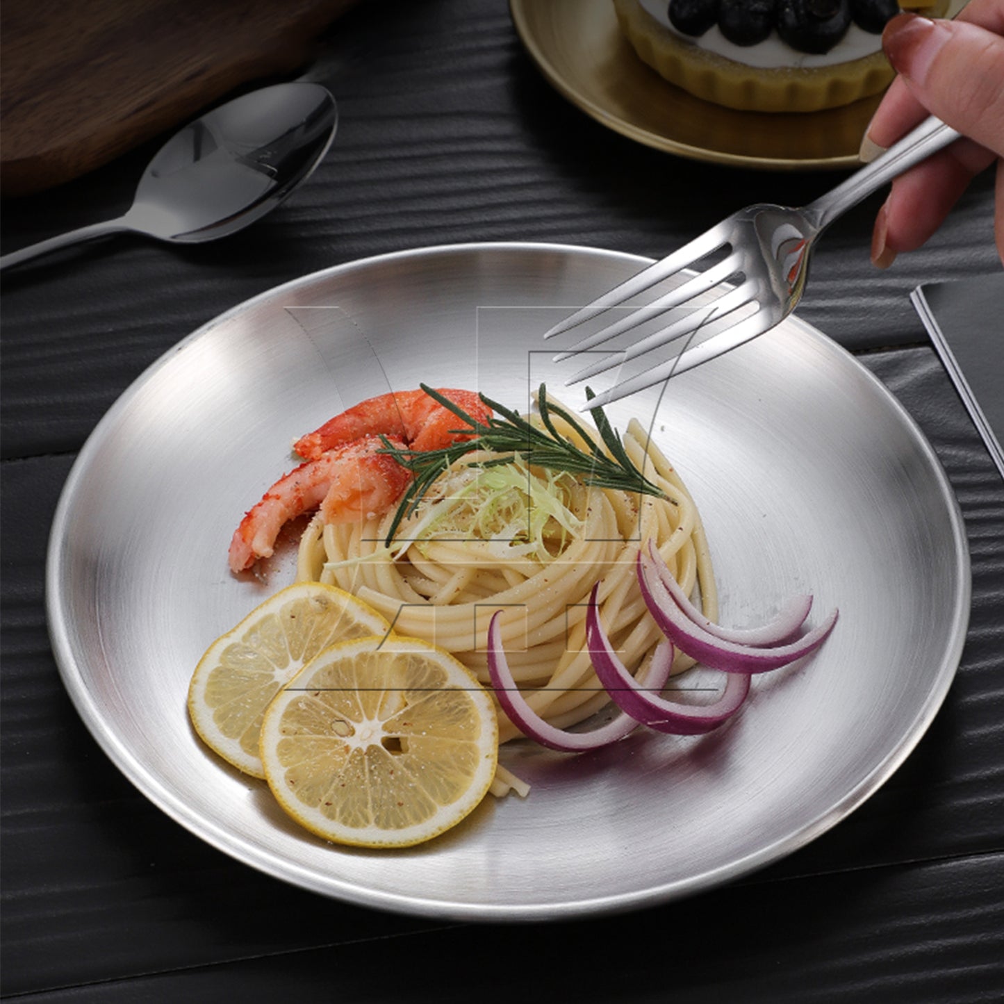 BQLZR 9.06" Diameter Dinner Plate 201 Stainless Steel Food Dishes for Picnic