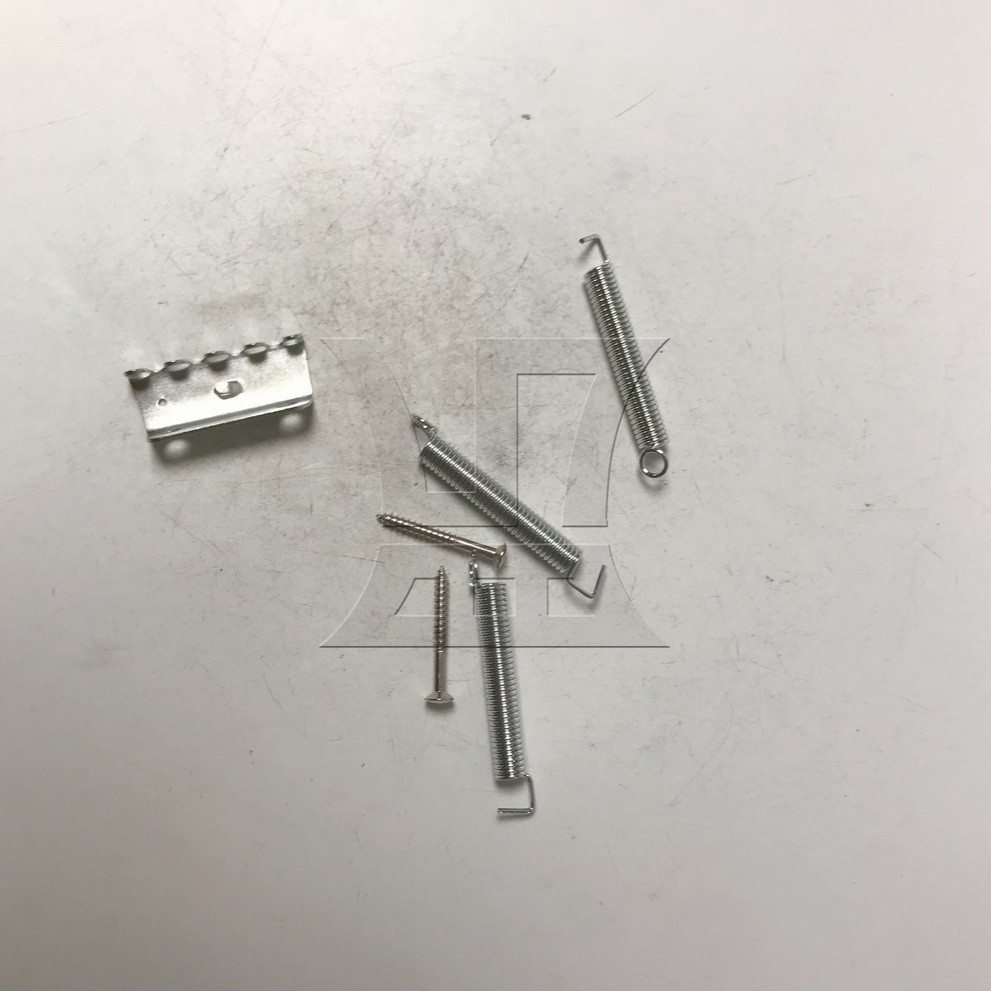BQLZR 1Set of Tremolo Claw W/ Spring Screw for Guitar