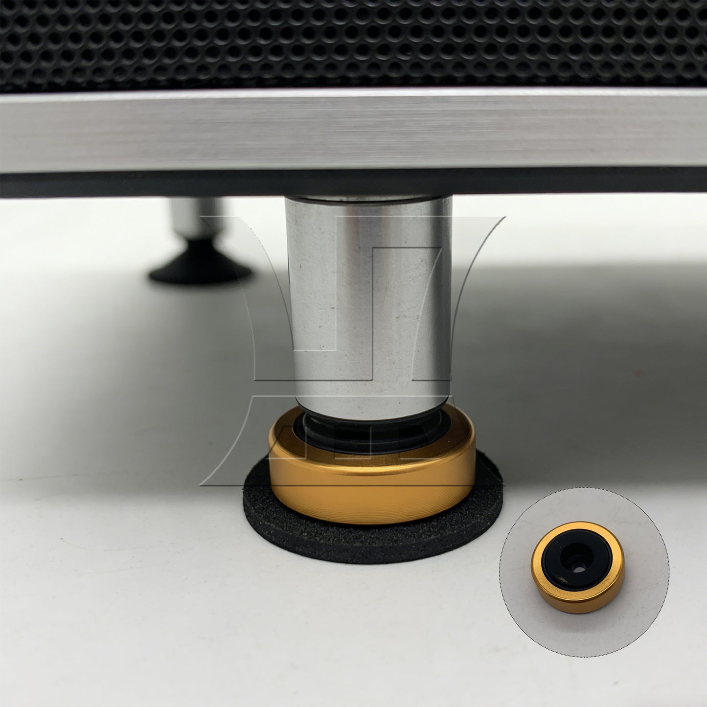 BQLZR  Gold Aluminum Plastic Isolation Feet Pad for Audio Speakers 3x1.1cm