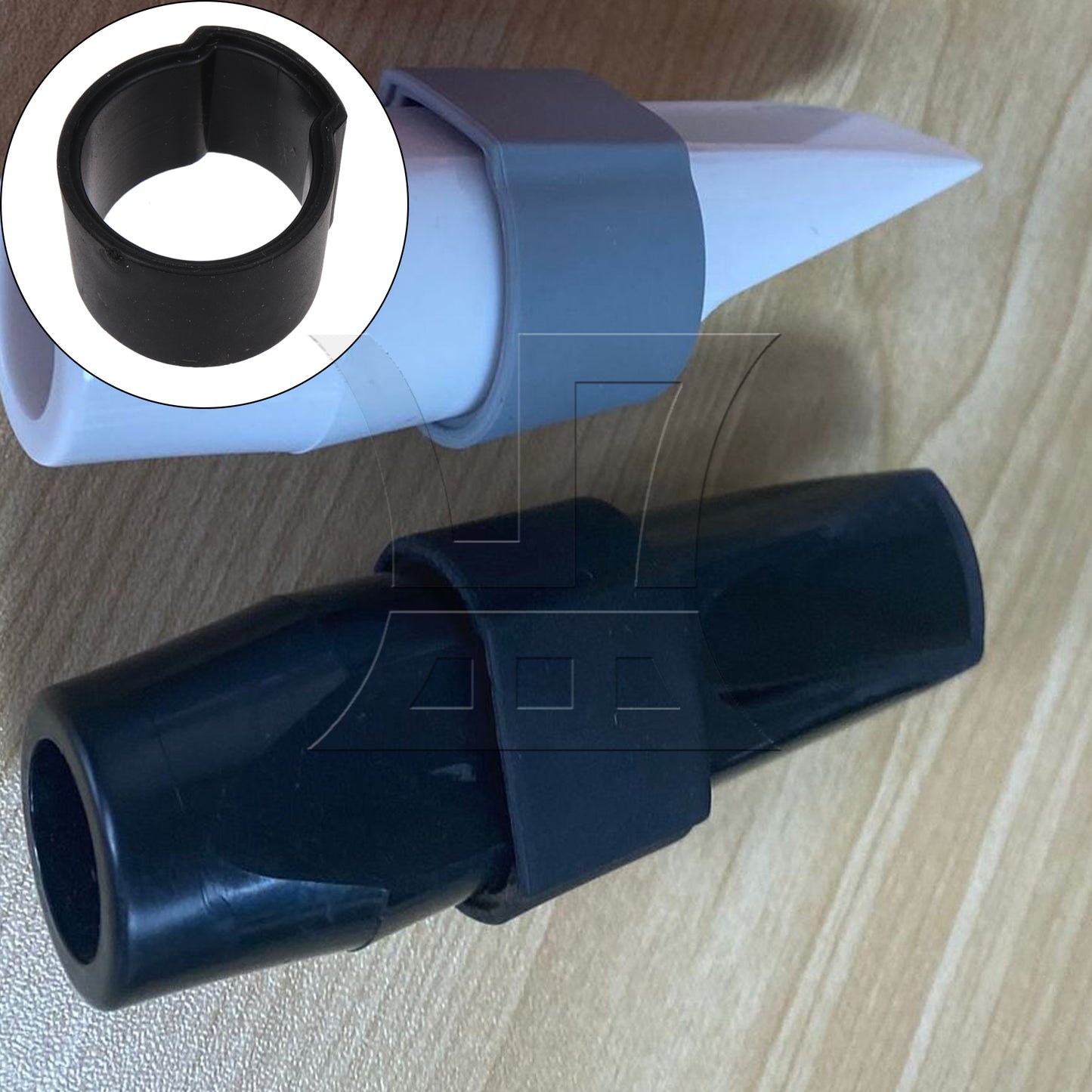 BQLZR Alto Saxophone Mouthpiece Ligature Accessory, Sturdy Material, 1.26x1.18x0.75 Inch Black