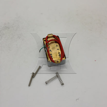 BQLZR 1pc Electric Guitar Bridge Pickup Silver Enclosed Metal Pickup Guitar Modification Refurbished Pickup