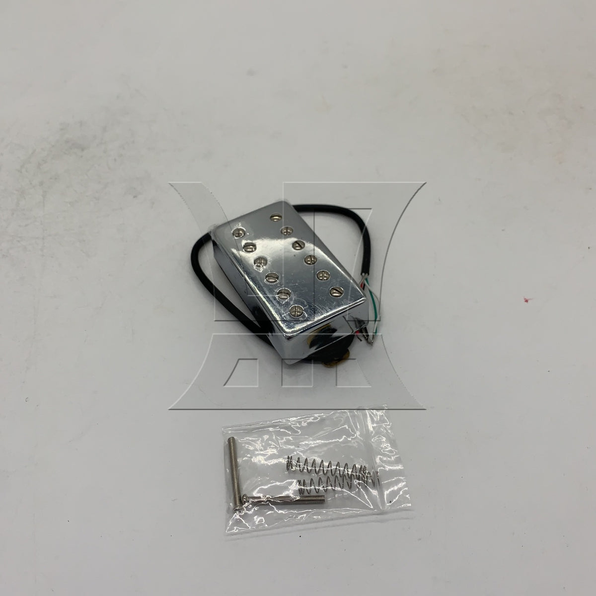 BQLZR 1pc Electric Guitar Neck Pickup Silver Enclosed Metal Pickup Guitar Modification Refurbished Pickup