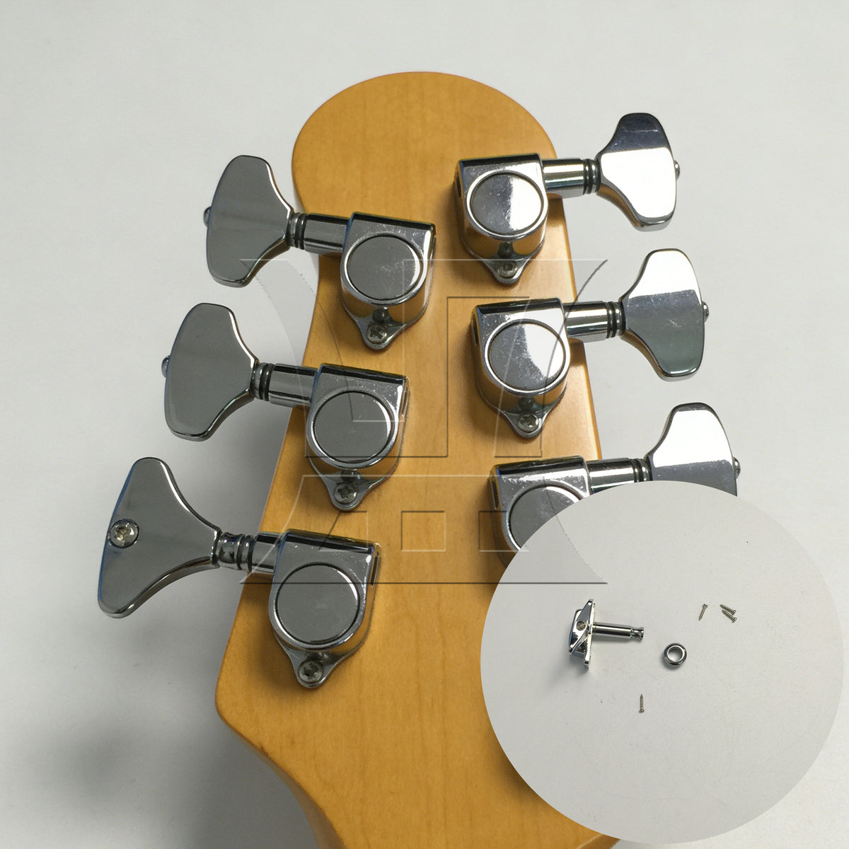 BQLZR 1pc Semi-Closed Fishtail Bass Tuning Peg Silver Left Bass Guitar Winding Buttons