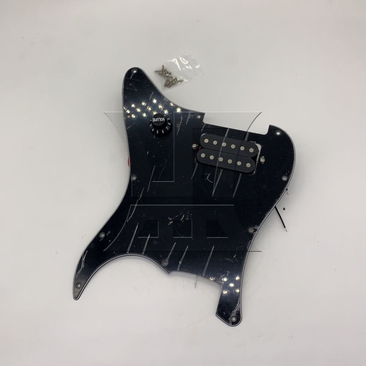BQLZR 1pc Electric Guitar Loaded Pickguard Dual Pickup Guard Black for Electric Guitar Assembly Guardrail