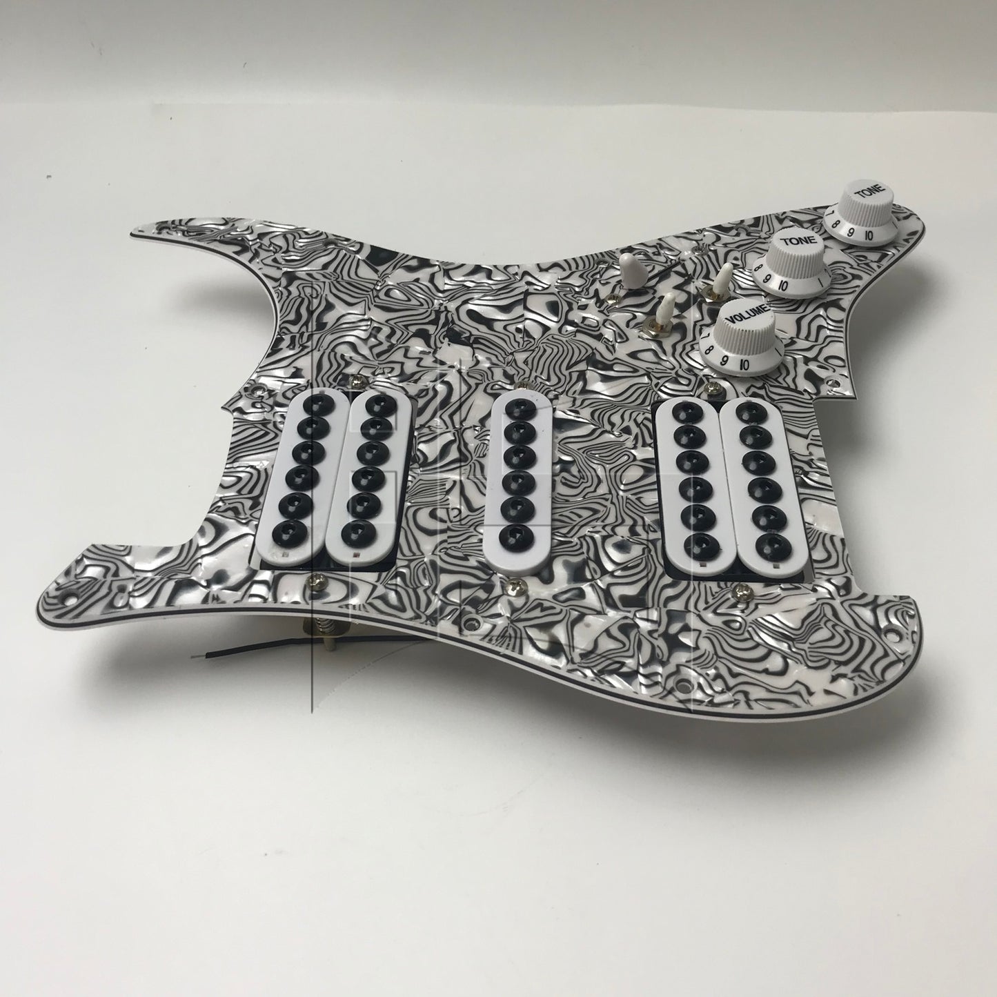 BQLZR 1pc Electric Guitar Hsh Pickguard 3-Layer Black and White Electric Guitar Plastic Front Cover