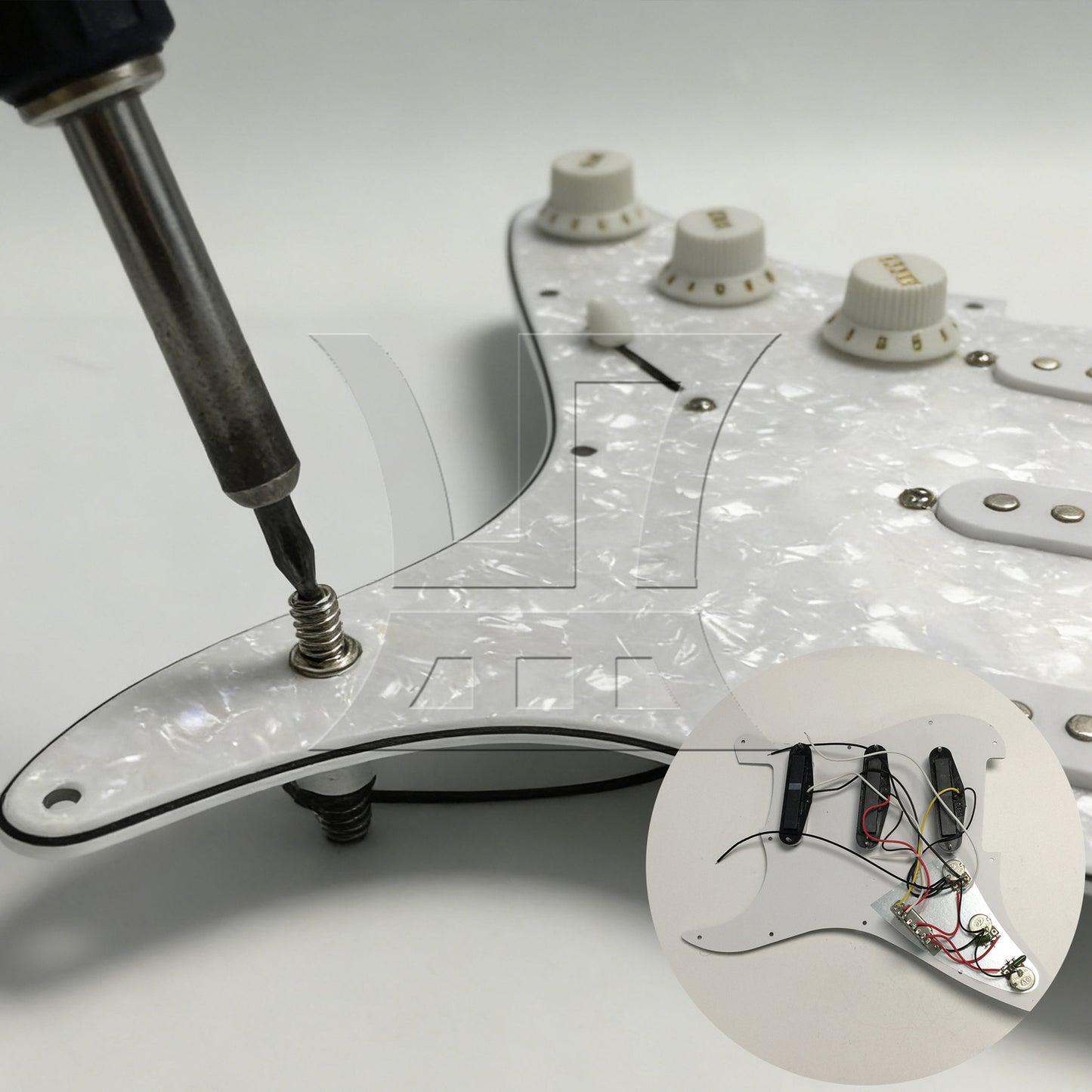 BQLZR 1pc Electric Guitar Sss Pickguard White Pearl Electric Guitar Plastic Front Cover