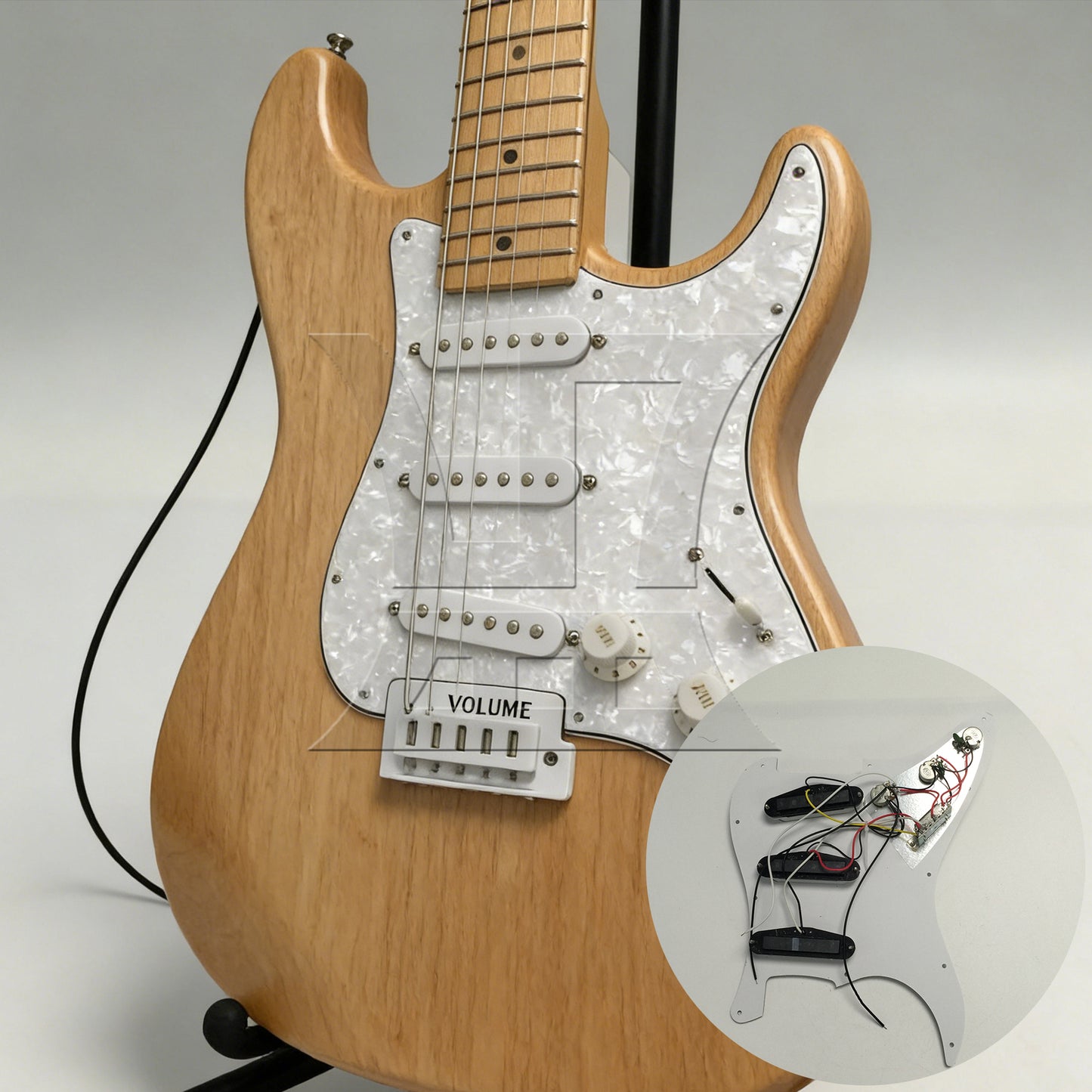 BQLZR 1pc Electric Guitar Sss Pickguard White Pearl Electric Guitar Plastic Front Cover