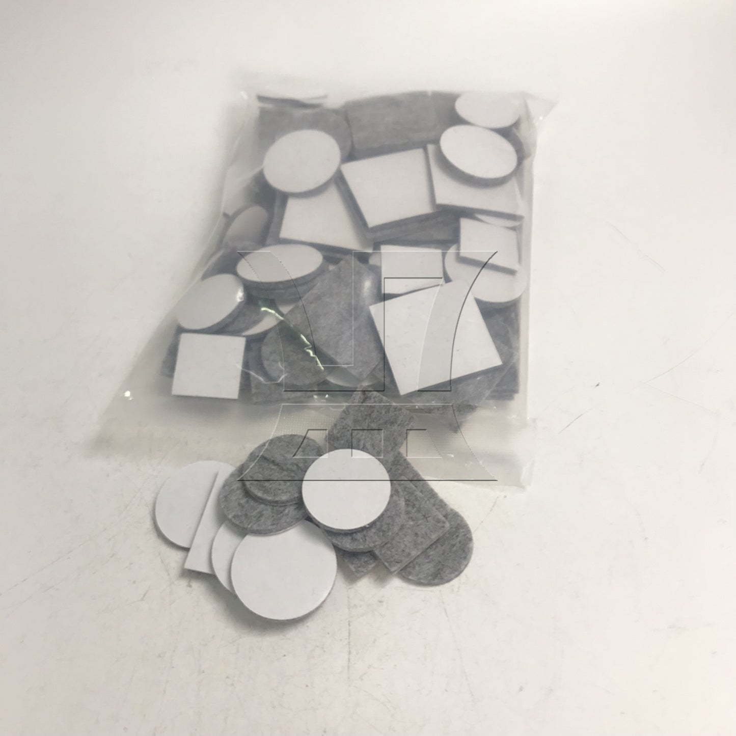 BQLZR 98pcs Grey Round Square Furniture Pads Floor Scratch Protections Self Stick