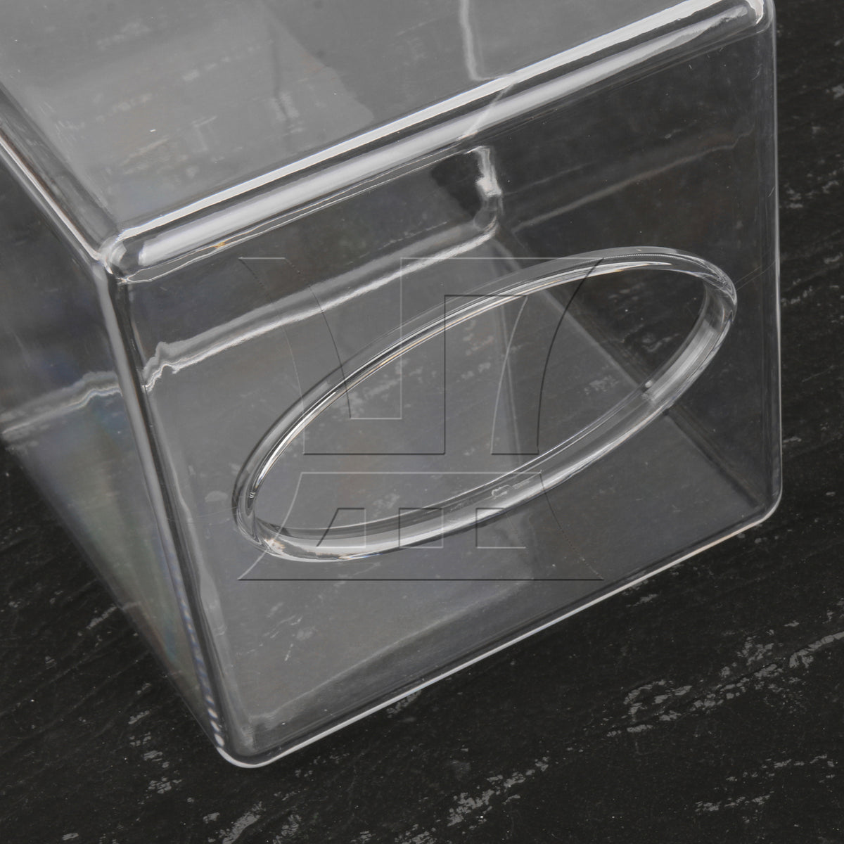BQLZR 1pc Square Acrylic Transparent Wipes Box Clear Wipes Cover for Bathroom 13.6x13.6x14cm