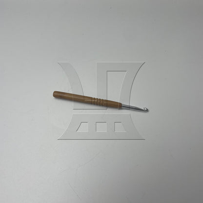 BQLZR 1pc Bamboo Handle Crochet 5.0 Mm Hand-Knitted Wool Ball Sweater Hook Tool