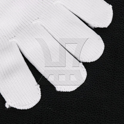 BQLZR A pair of white nylon gloves