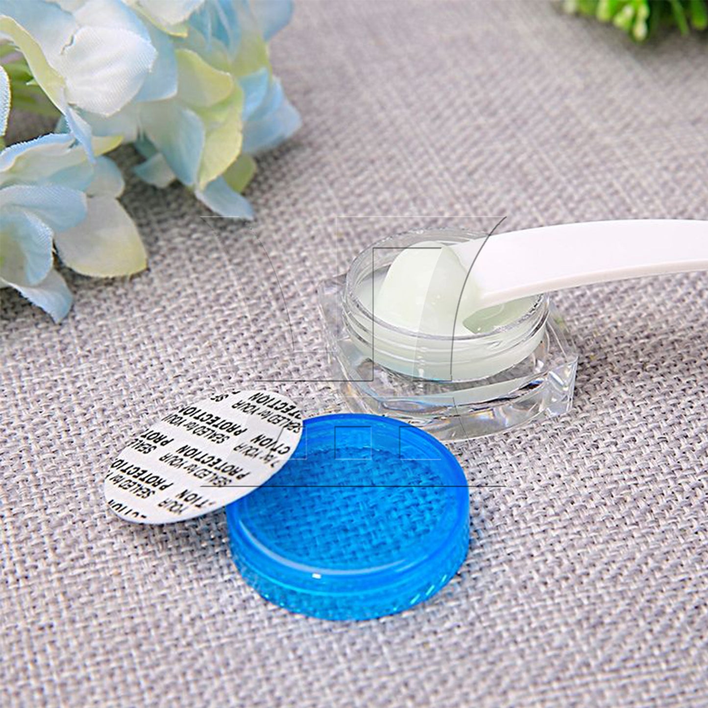 BQLZR 200 Pieces Small Plastic Spatulas for Cosmetics Creams Crafts 2.17" x 0.47"