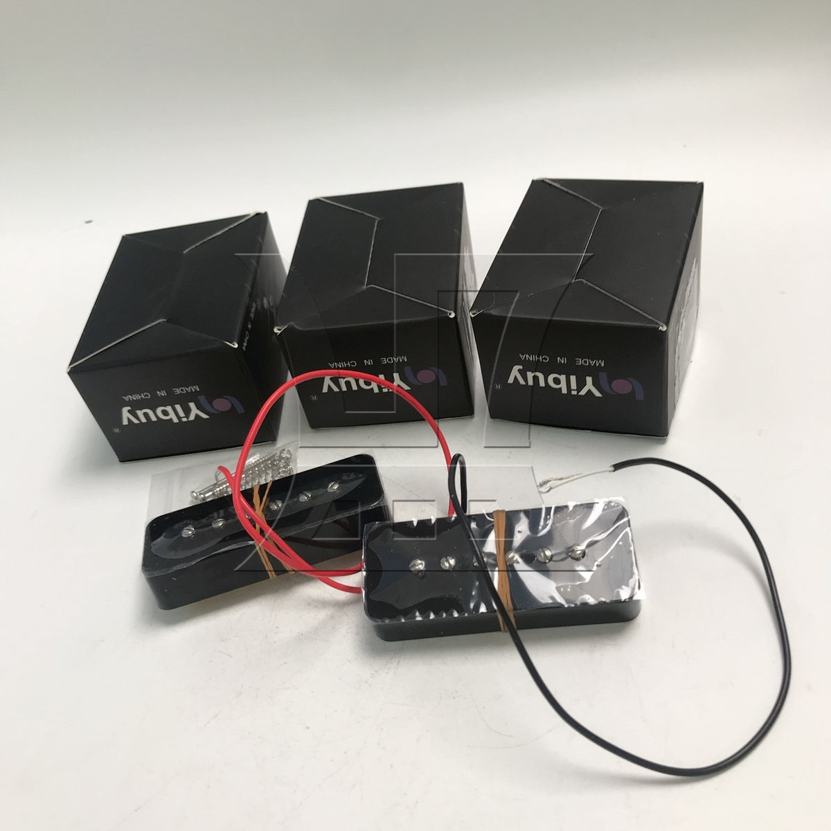 BQLZR 6pcs Plastic Electric Guitar Single Coil Pickup Black for Electric Guitar Tone Reproduction