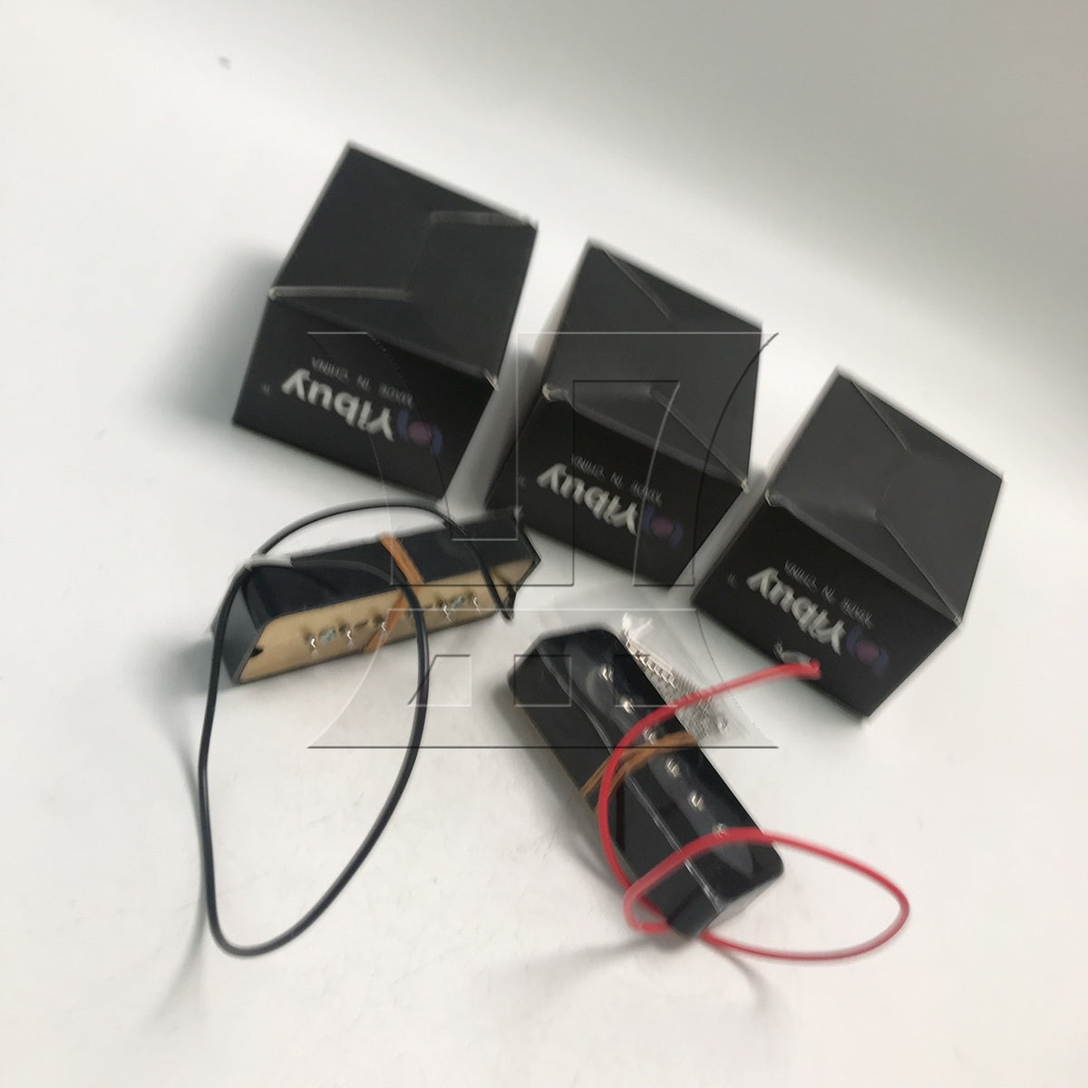 BQLZR 6pcs Plastic Electric Guitar Single Coil Pickup Black for Electric Guitar Tone Reproduction