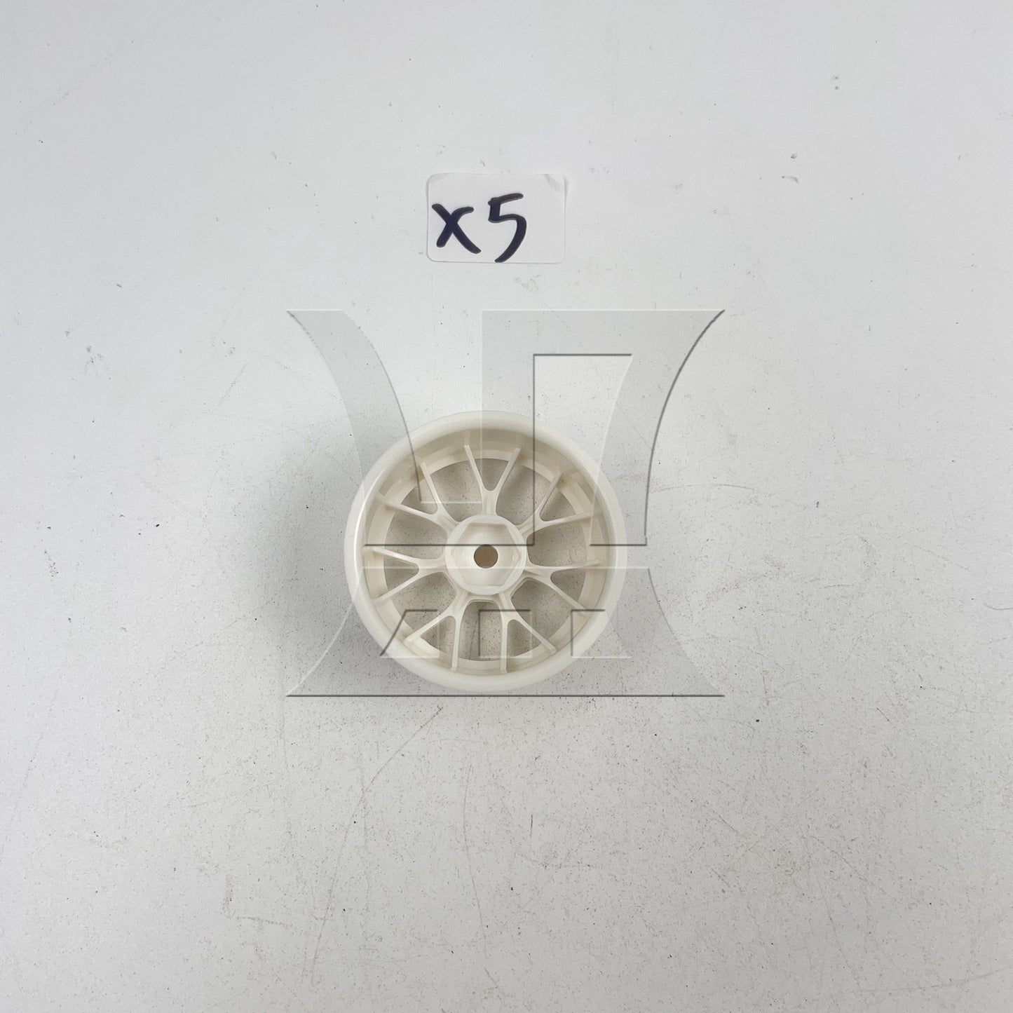 BQLZR 4x RC 1:10 On-Road Car Rubber Smooth Tires + White Y-shape Plastic Wheel Rims