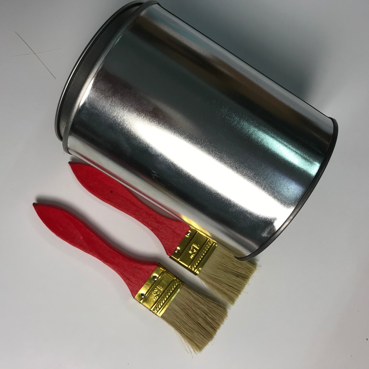 BQLZR 2 Pieces Flat Paint Brush w/ Mahogany Handle  & 2 Pint Unlined Can