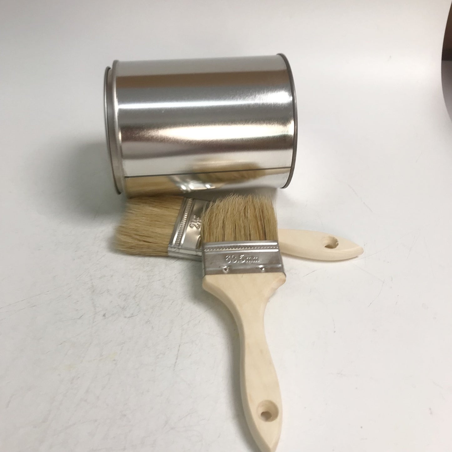 BQLZR 3 Pieces Paint Brush with Lengthen Wooden Handle and 2 Pint Unlined Can